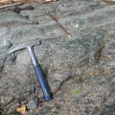 Pyroxenite against Peridotite 