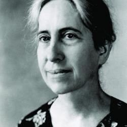  Winifred Goldring 
