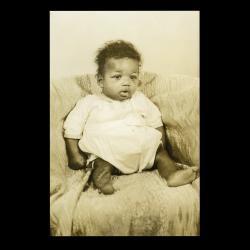 thomas-babyphoto.jpg