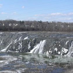 photo of cohoes falls in dry conditions