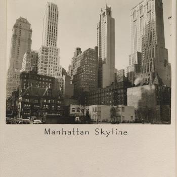 Manhattan Skyline (Park Avenue and 39th Street)