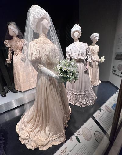 Unveiled Wedding Dresses