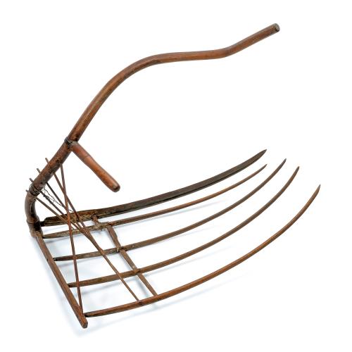 19th-century grain cradle or cradle scythe.
