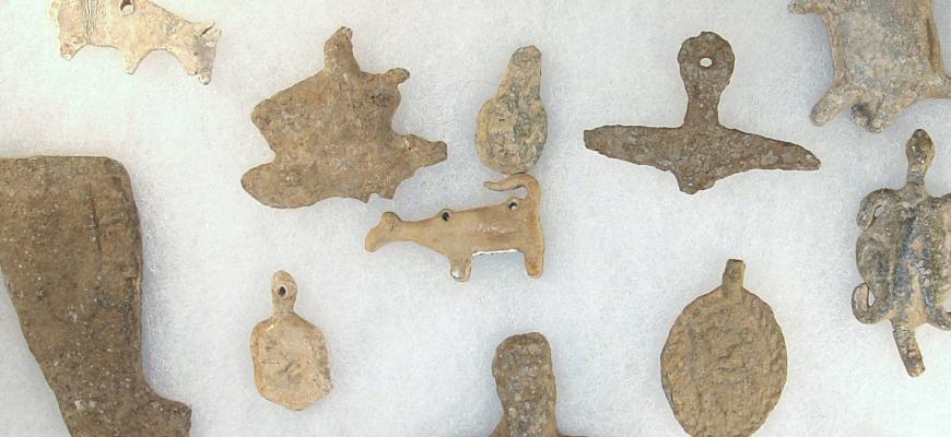 Archaeological objects
